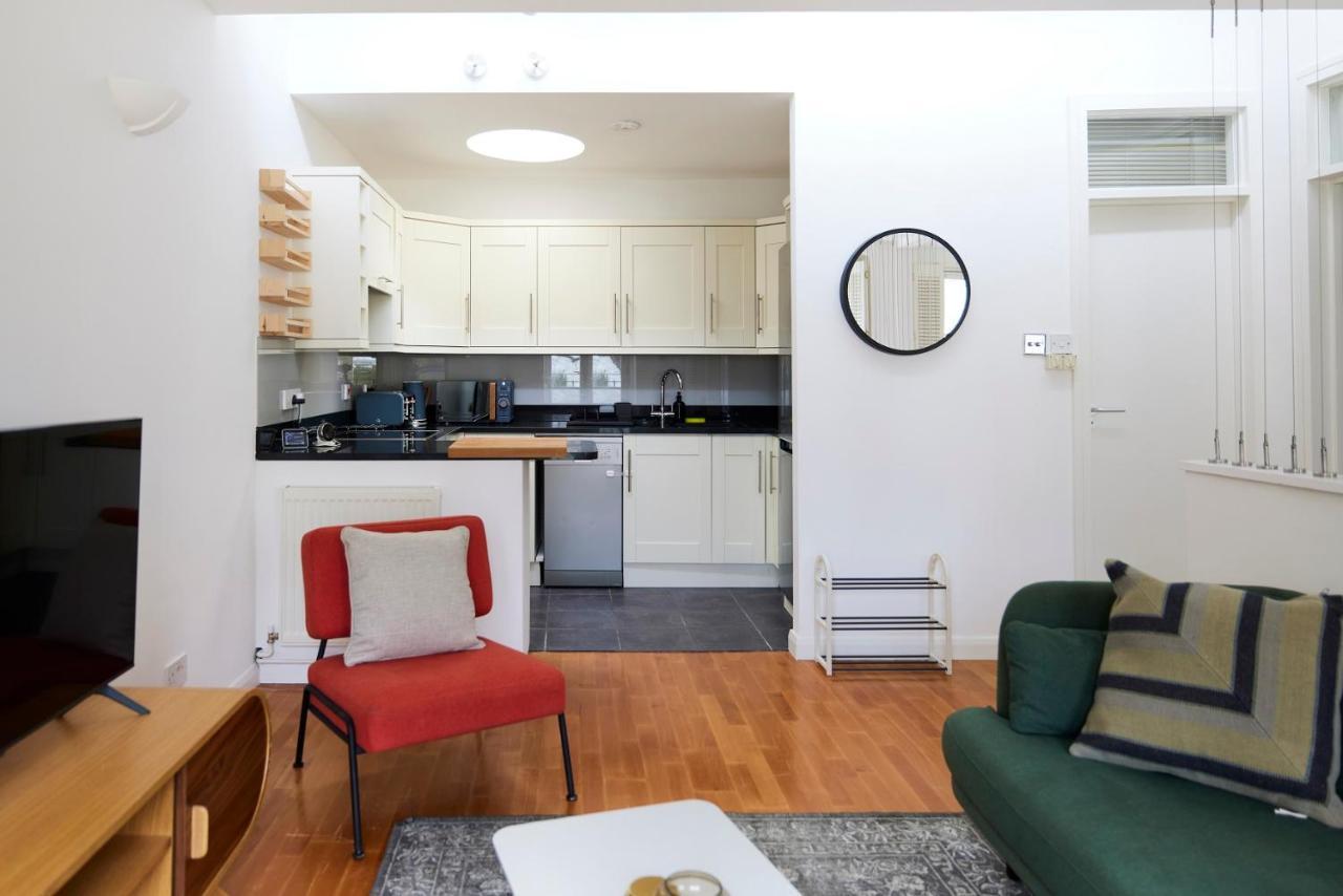 The London Nest - Trendy 3Bdr House Apartment ภายนอก รูปภาพ